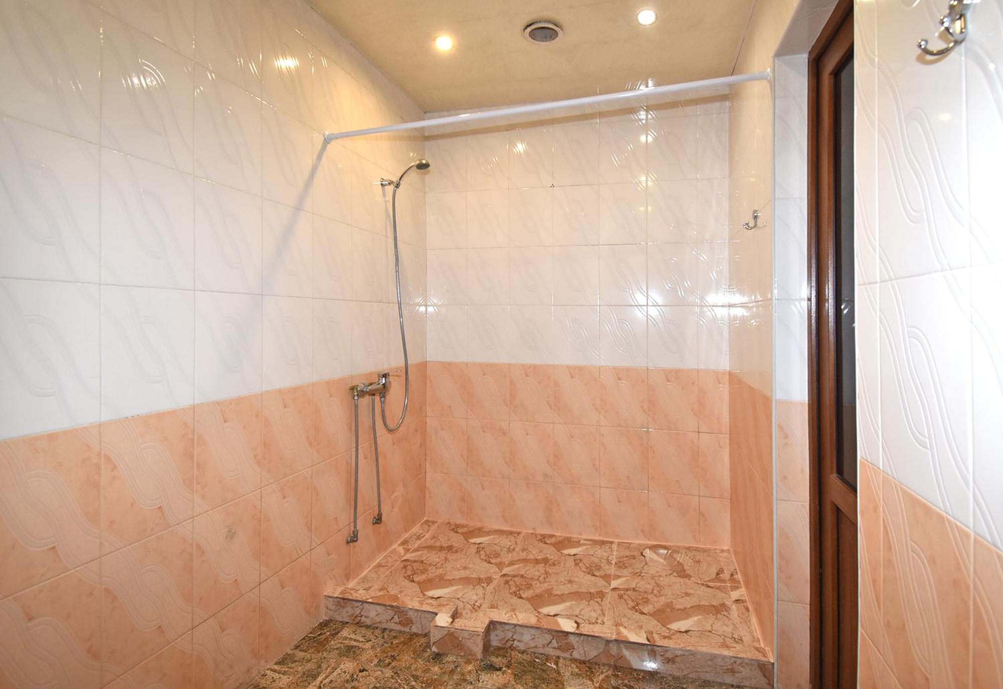 Armenak Apartment 5-Комнатная Erévan Extérieur photo