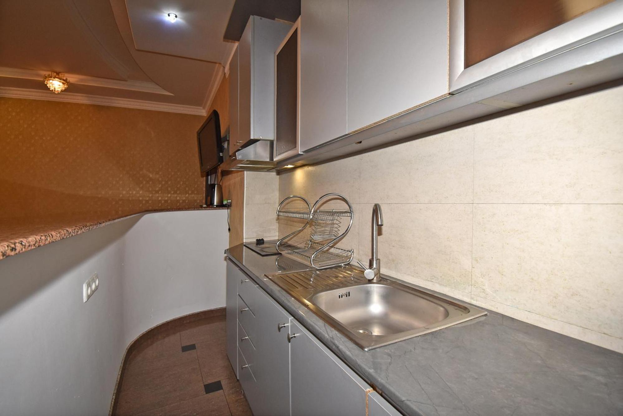 Armenak Apartment 5-Комнатная Erévan Extérieur photo